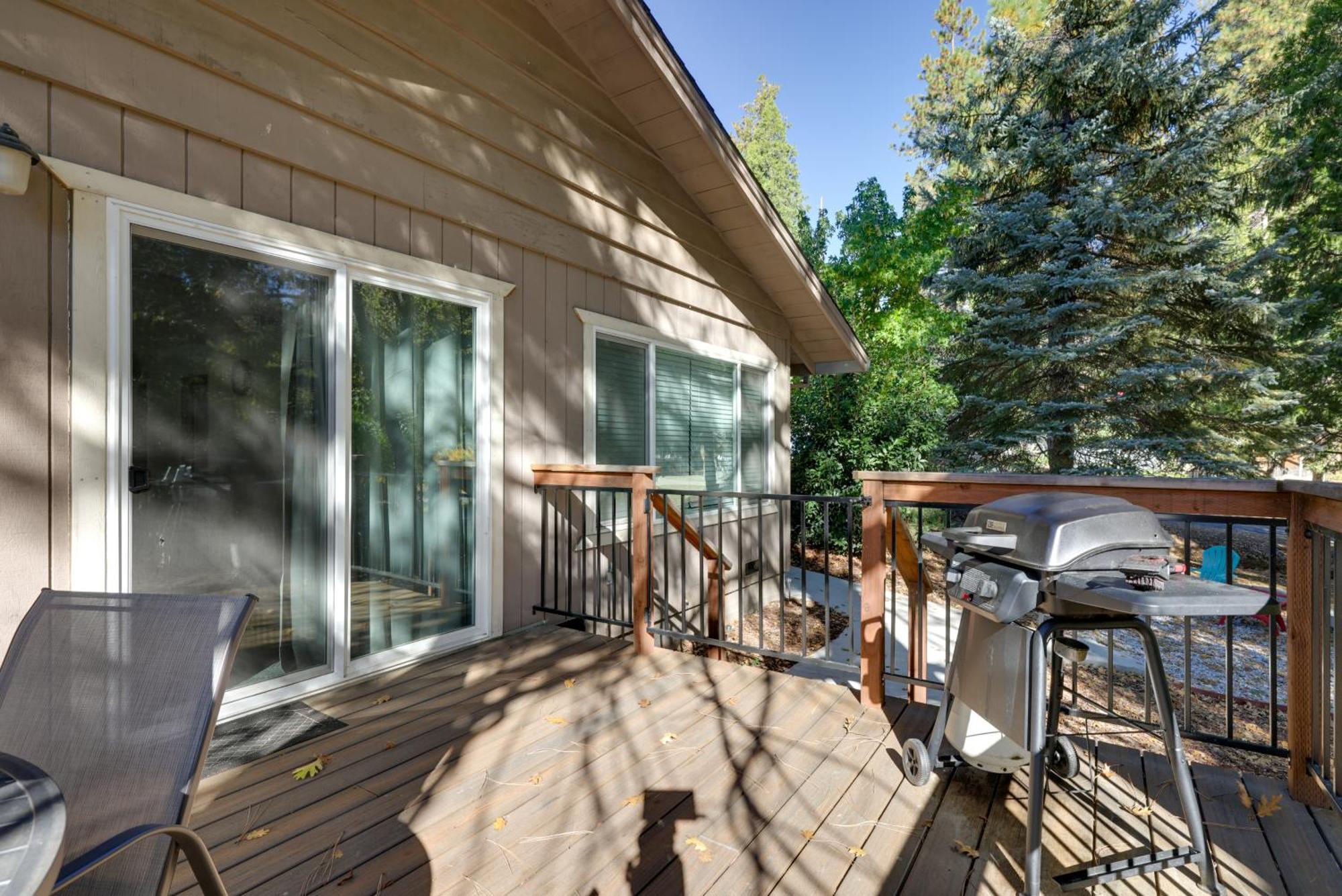Sherwood Forest Cabin With Deck And Fire Pit! Twain Harte Exterior photo